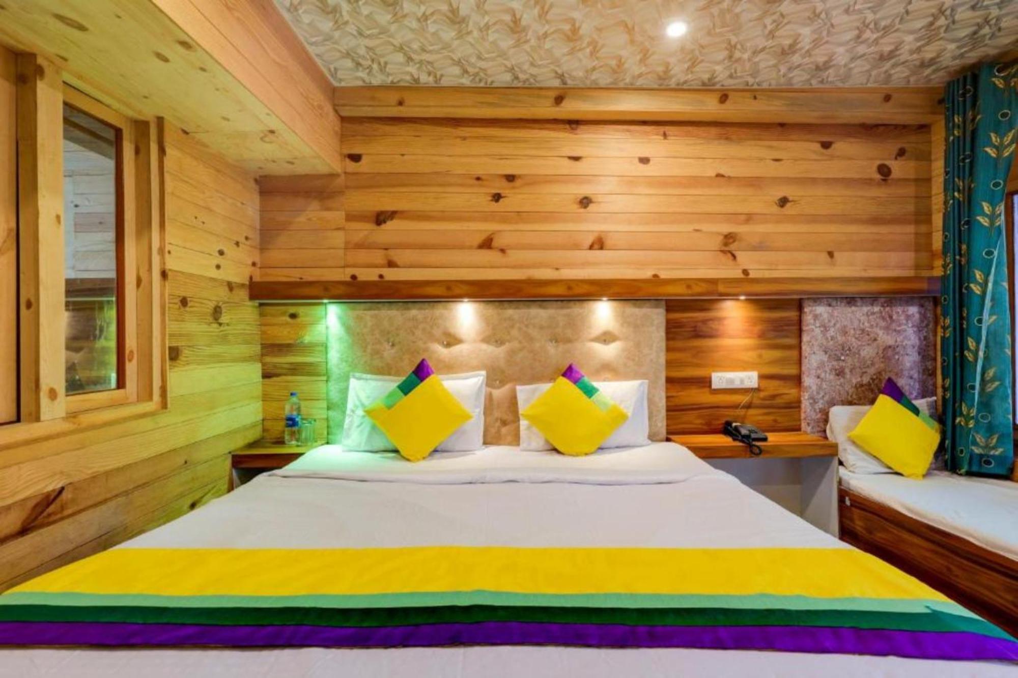 Hotel Vinayak Nainital Near Mall Road Lake View Room Dış mekan fotoğraf
