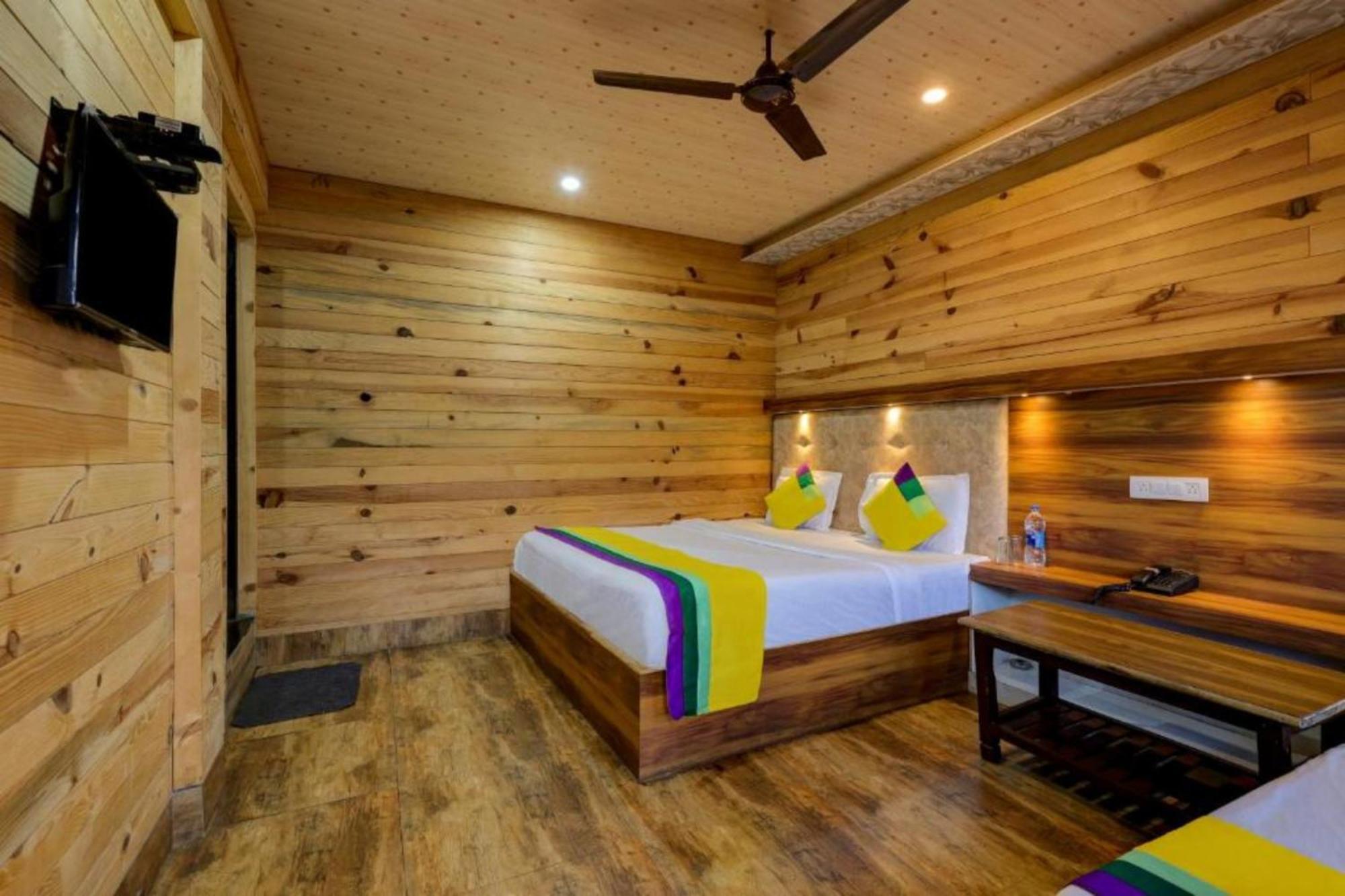 Hotel Vinayak Nainital Near Mall Road Lake View Room Dış mekan fotoğraf